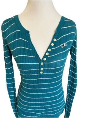 VTG Le Tigre Women’s Striped 1/2 Buttons Shirt Long Sleeve Lightweight 90s Y2K